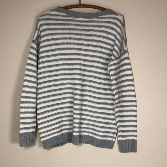 CASLON (Nordstrom) Gray & Cream Side Snap Pullover - Picture 3 of 8